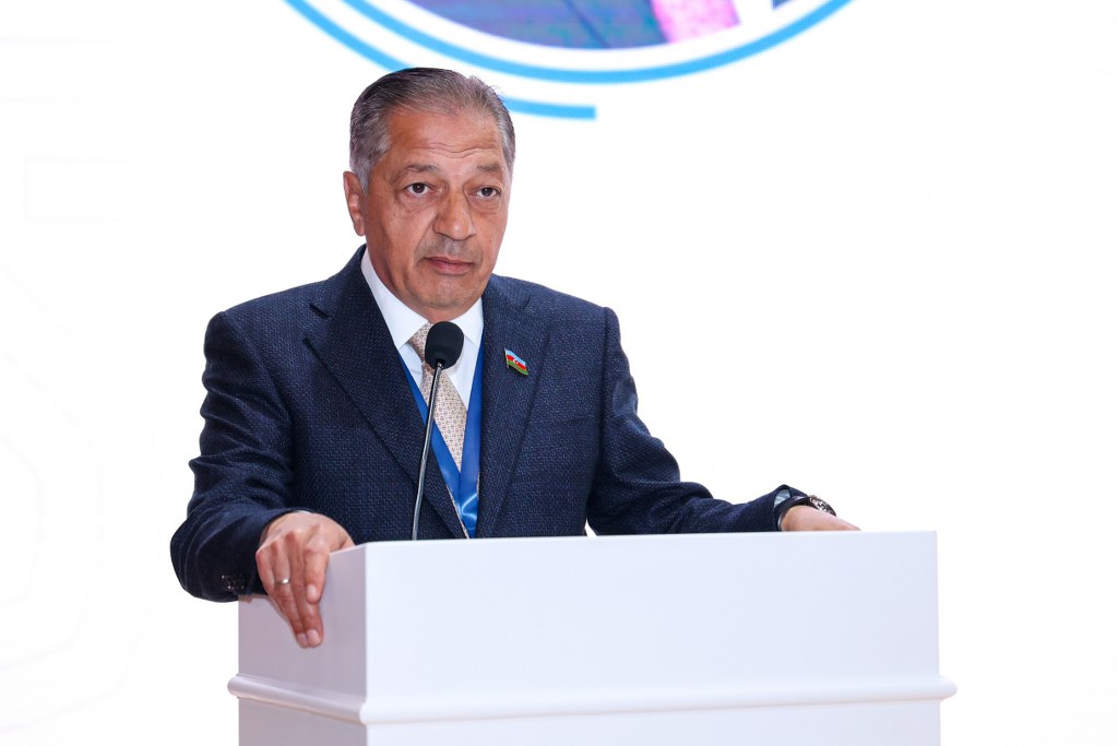 Şəkidə “Heydər Əliyev irsində Azərbaycançılıq və milli-mənəvi dəyərlər” mövzusunda regional konfrans keçirilib - Image 18