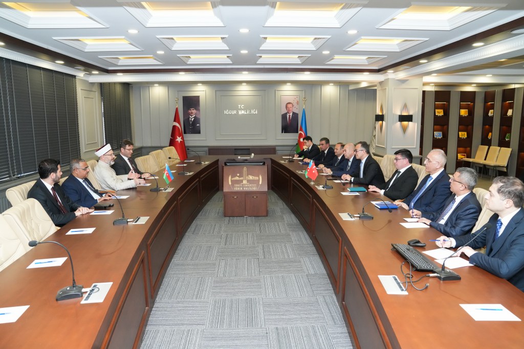 Komitə sədri ilə Türkiyənin Diyanət İşləri İdarəsinin sədri arasında görüş keçirilib - Image 5