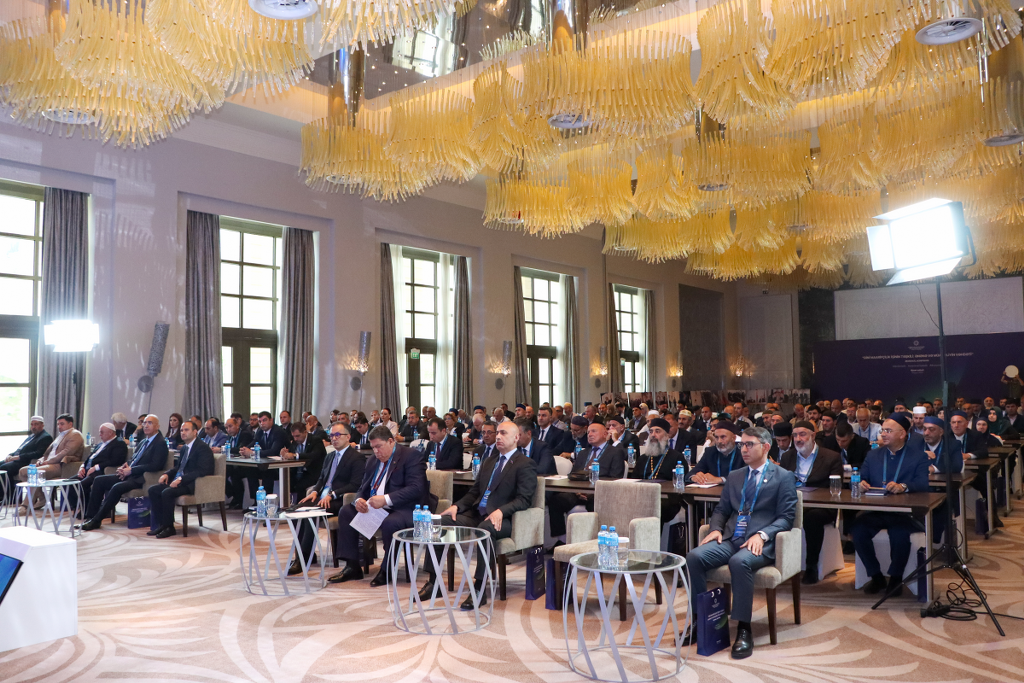 Qusarda “Dini maarifçilik işinin təşkili: ənənə və müasirliyin vəhdəti” mövzusunda regional konfrans keçirilib - Image 9