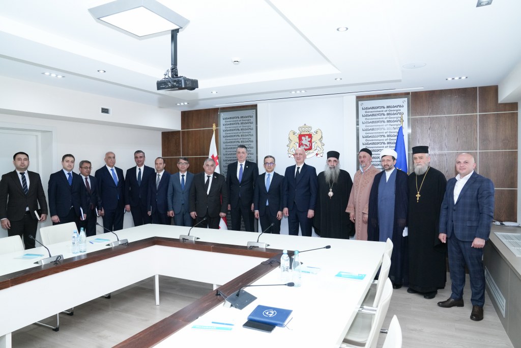 Dövlət Komitəsinin sədri Gürcüstan Dini Məsələlər üzrə Dövlət Agentliyinin sədri ilə görüşüb - Image 1