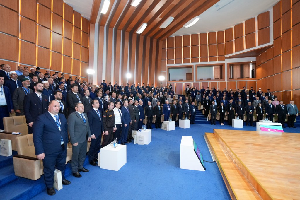 Şəkidə “Heydər Əliyev irsində Azərbaycançılıq və milli-mənəvi dəyərlər” mövzusunda regional konfrans keçirilib - Image 7