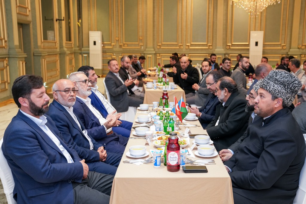 Dövlət Komitəsi Ramazan ayı ilə əlaqədar Qars şəhərində iftar mərasimi təşkil edib - Image 4