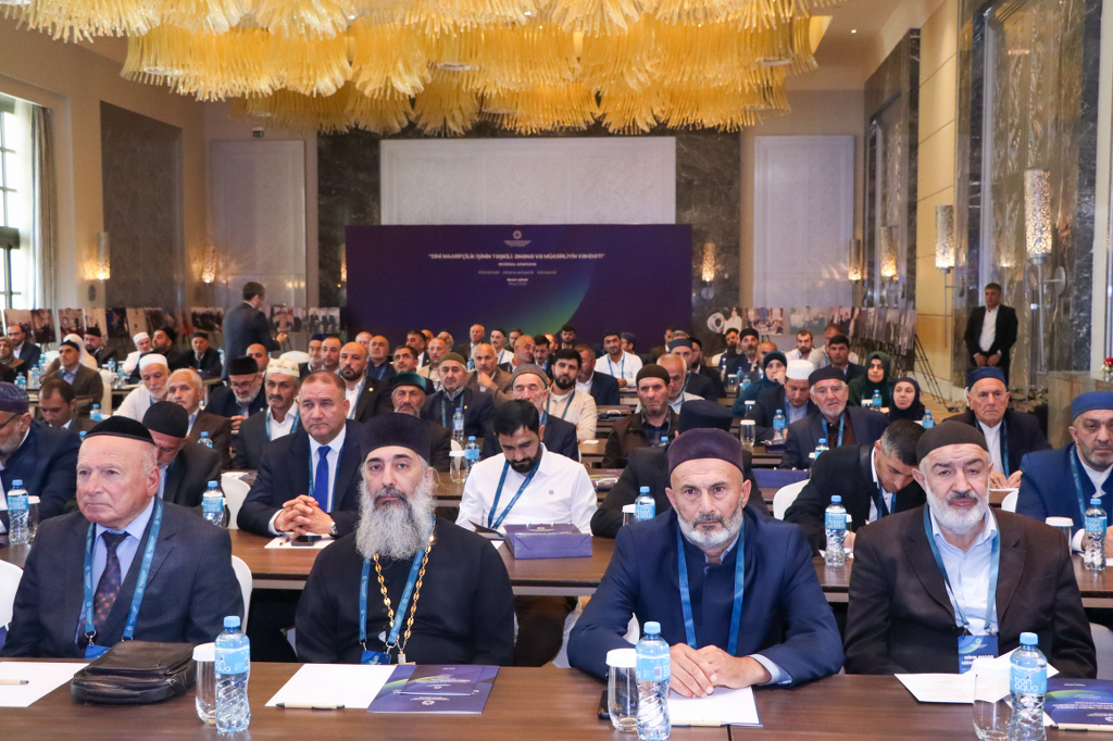Qusarda “Dini maarifçilik işinin təşkili: ənənə və müasirliyin vəhdəti” mövzusunda regional konfrans keçirilib - Image 6
