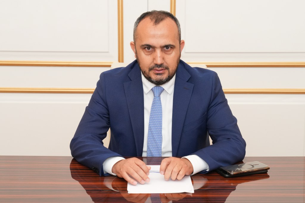 Dövlət Komitəsinin sədri Qazaxda vətəndaşların müraciətlərini dinləyib - Image 5
