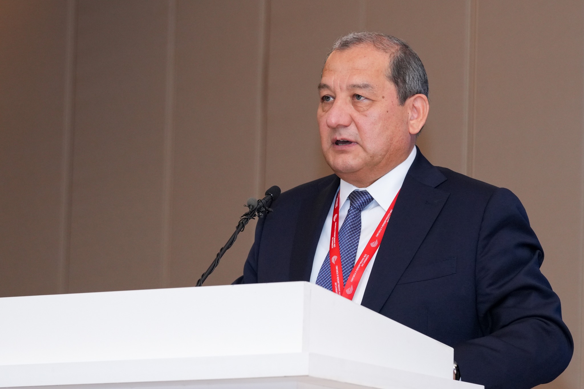 Bakıda “Azərbaycanda dövlət-din münasibətlərinin konstitusion prinsipləri: dünyəvilik və vicdan azadlığı” mövzusunda Azərbaycan Din Xadimlərinin II Forumu - Image 11