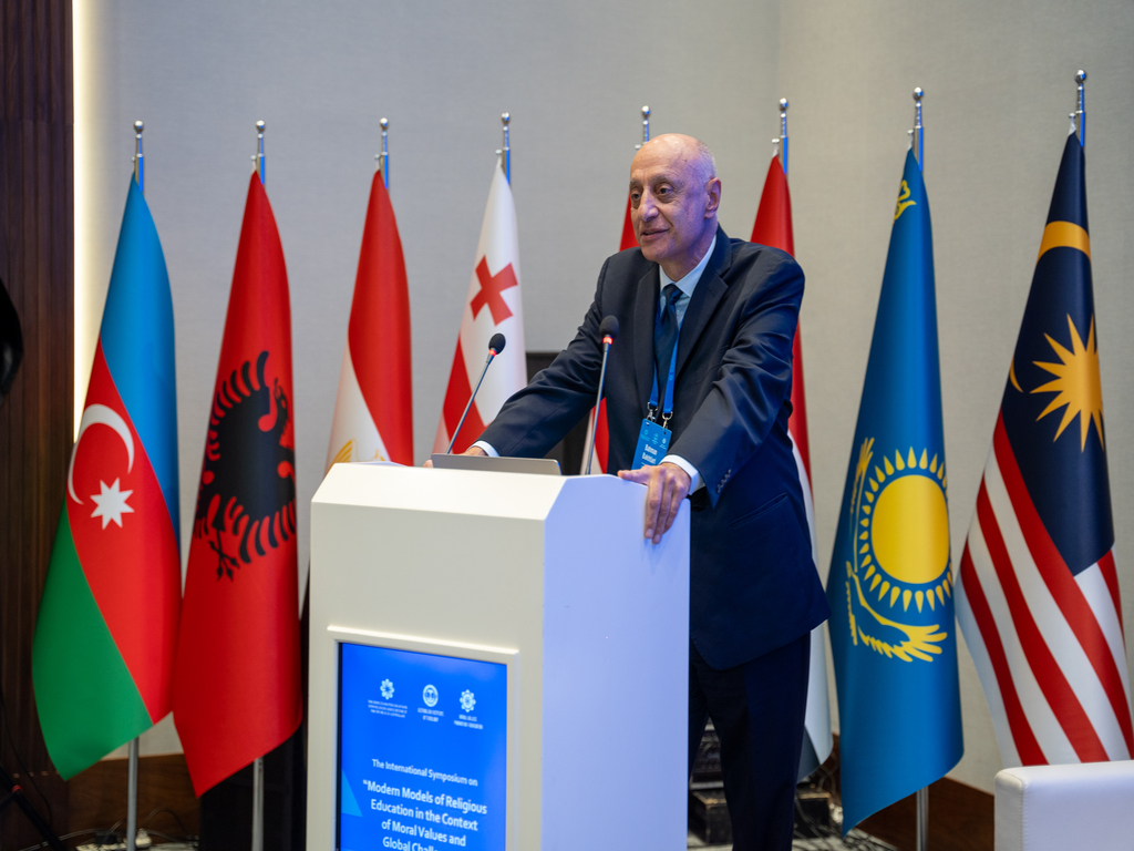 “Müasir din təhsili modelləri: mənəvi dəyərlər və qlobal çağırışlar kontekstində” beynəlxalq simpozium - Image 17