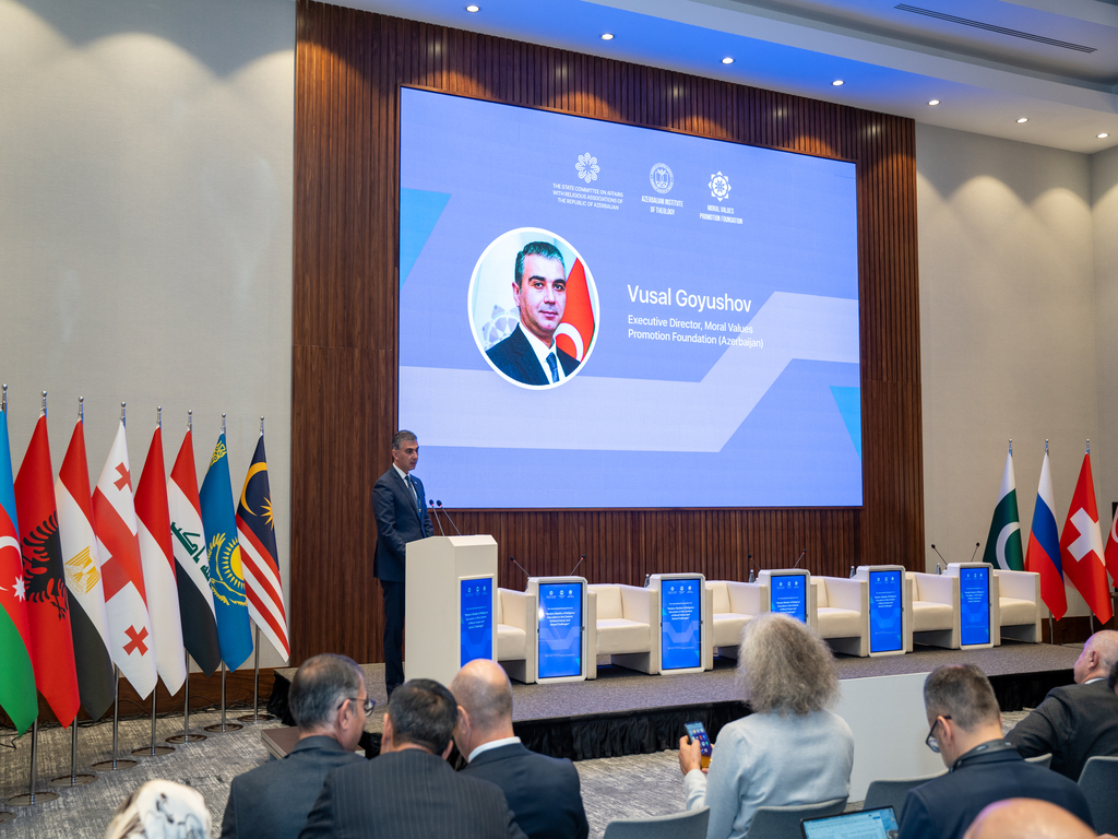 “Müasir din təhsili modelləri: mənəvi dəyərlər və qlobal çağırışlar kontekstində” beynəlxalq simpozium - Image 4