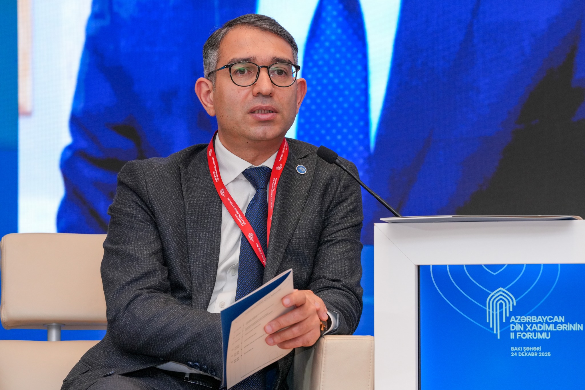 Azərbaycan Din Xadimlərinin II Forumu işini paralel panel müzakirələrlə davam etdirir - Image 3
