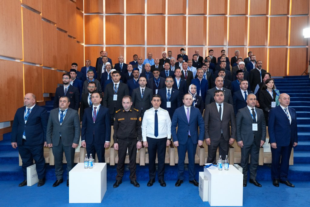 Şəkidə “Heydər Əliyev irsində Azərbaycançılıq və milli-mənəvi dəyərlər” mövzusunda regional konfrans keçirilib - Image 8