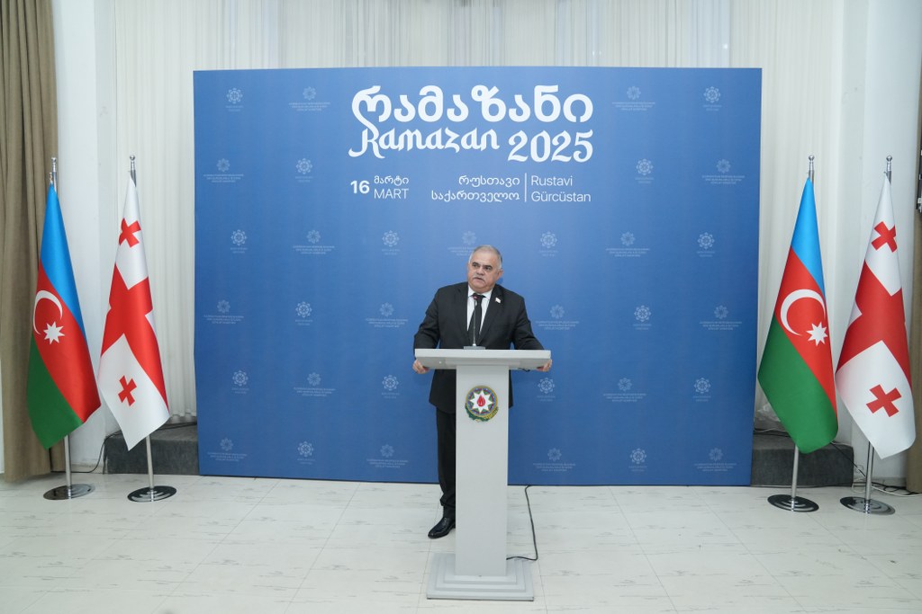 Dövlət Komitəsi Ramazan ayı ilə əlaqədar Gürcüstanın Rustavi şəhərində iftar mərasimi təşkil edib - Image 7