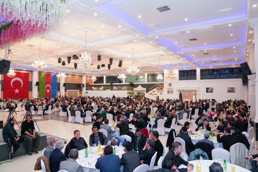 İğdırda müqəddəs Ramazan ayı münasibətilə iftar mərasimi təşkil edilib