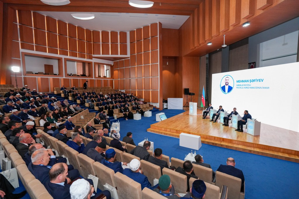 Şəkidə keçirilən konfrans işini yekunlaşdırıb - Image 26