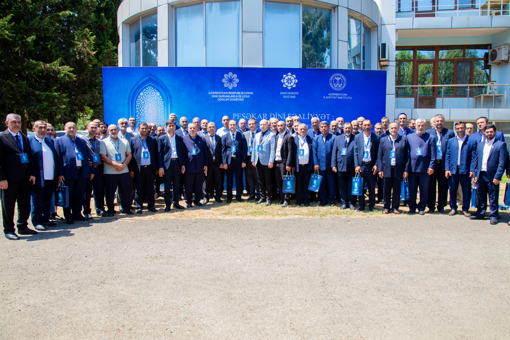 Lənkəranda “Peşəkar dini fəaliyyət: müasir çağırışlar kontekstində” mövzusunda seminar-treninq keçirilib - Image 17