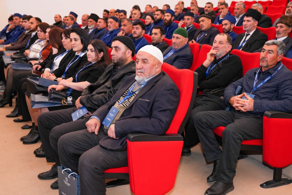 Göyçayda “Milli-mənəvi kimlik və müasir çağırışlar” mövzusunda regional konfrans keçirilib - Image 20