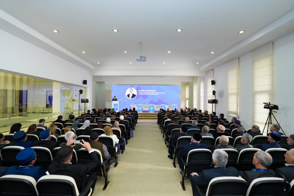 Qubada “Dini ekstremizmə qarşı mübarizə və müasir çağırışlar” mövzusunda regional konfrans keçirilir - Image 14