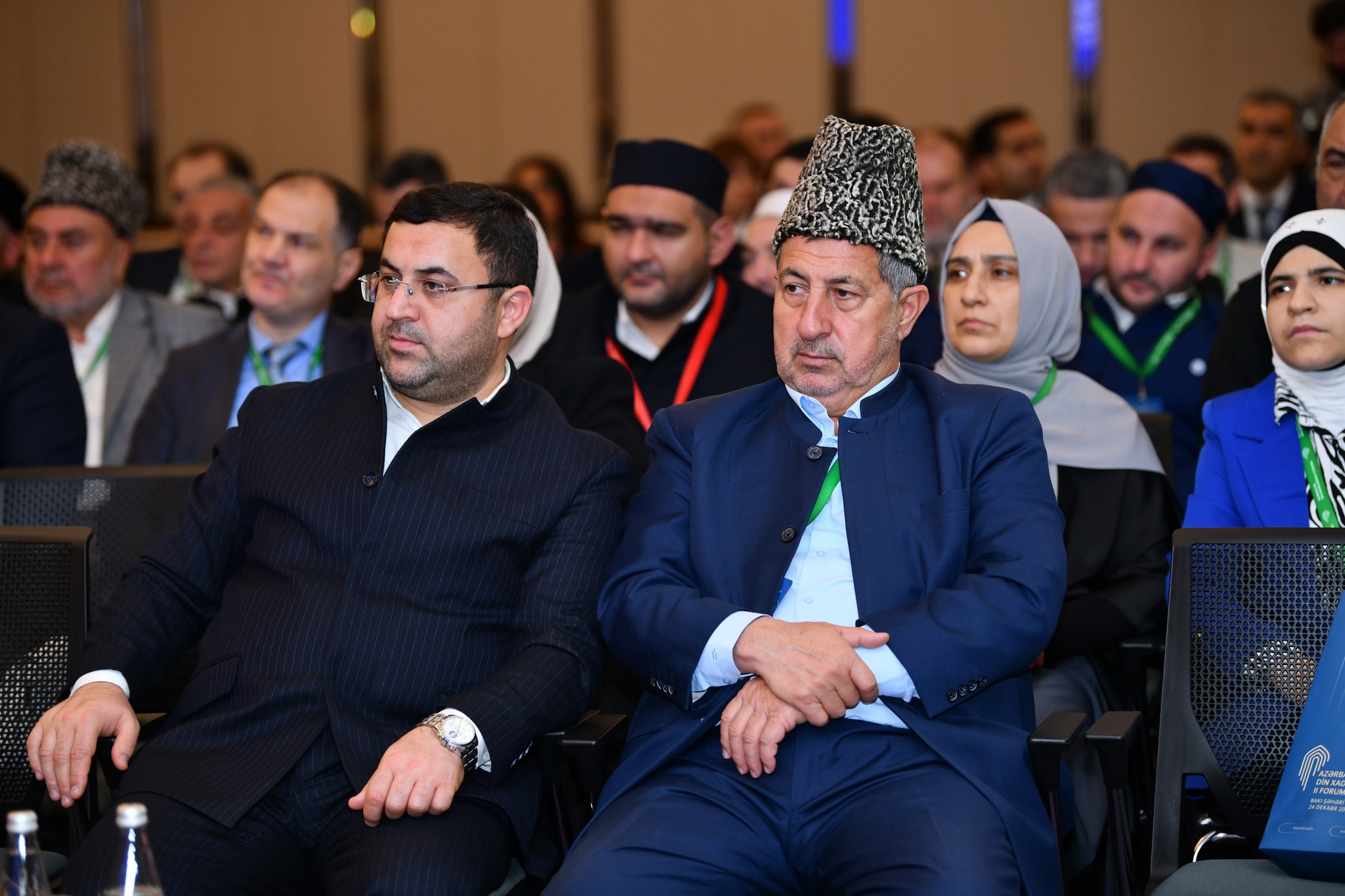 Forum işini qadınların mənəvi inkişafı və gənclərin maarifləndirilməsi mövzusuna həsr olunmuş panellərlə davam etdirib - Image 12