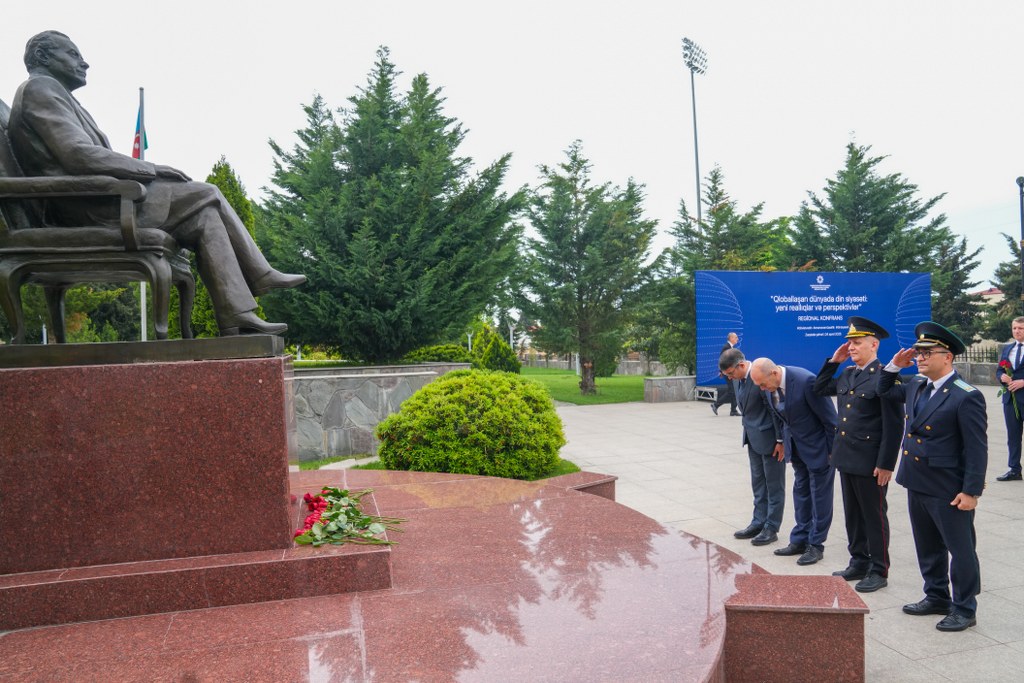 Zaqatalada “Qloballaşan dünyada din siyasəti: yeni reallıqlar və perspektivlər” mövzusunda regional konfrans keçirilir - Image 14