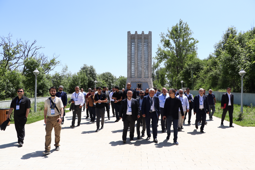 Türkiyə və Gürcüstandan olan din xadimlərindən ibarət nümayəndə heyəti Şuşaya səfər edib - Image 7