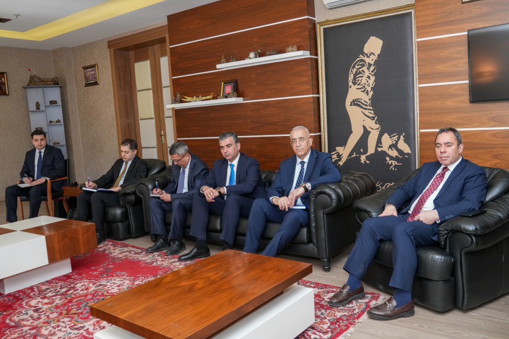 Azərbaycan nümayəndə heyəti Qars valiliyi və bələdiyyəsində görüşlər keçirib - Image 4