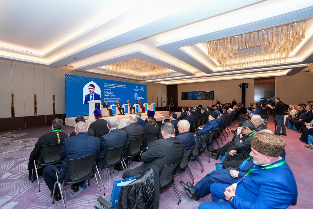 Azərbaycan Din Xadimlərinin II Forumu işini yekunlaşdırıb - Image 2