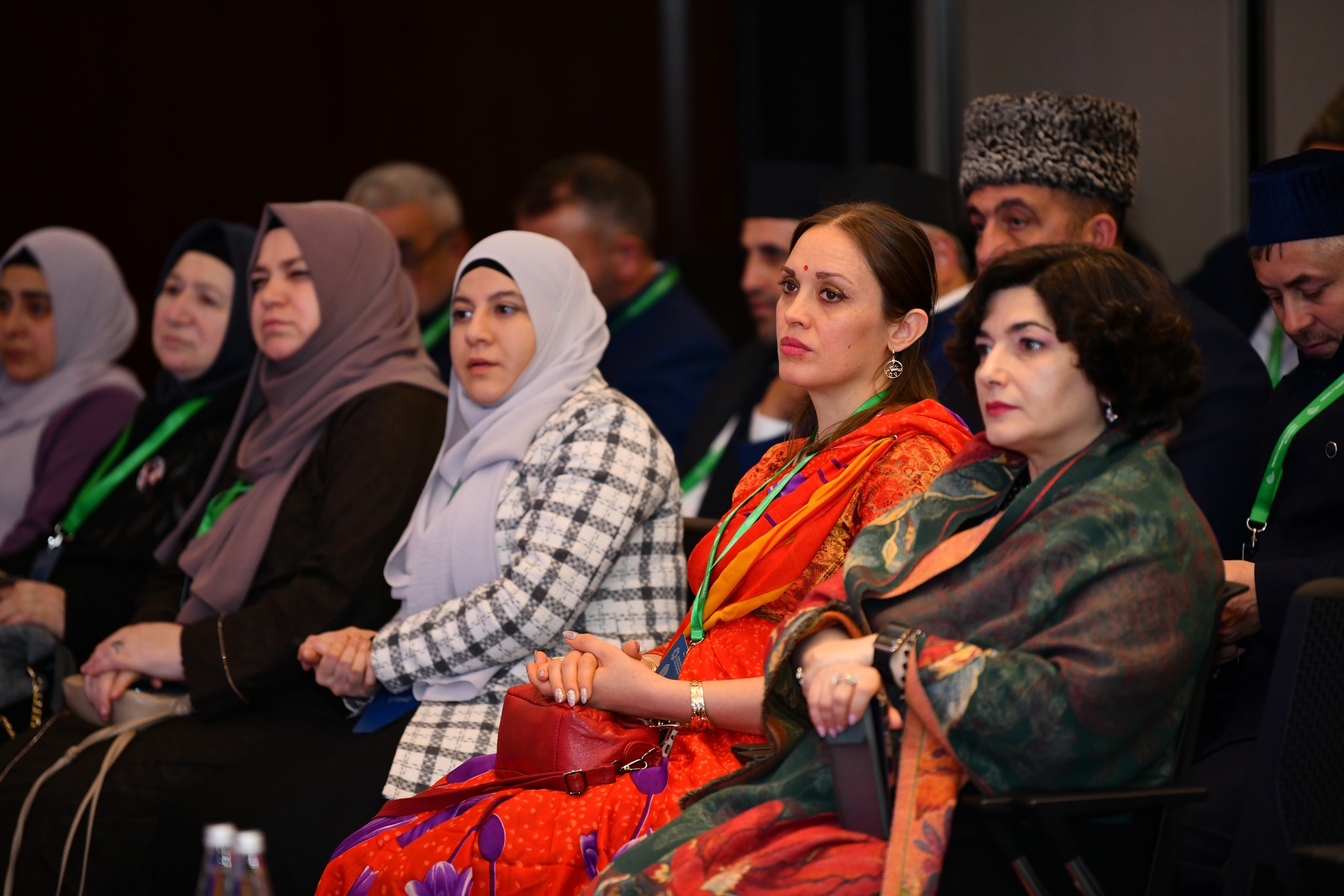 Forum işini qadınların mənəvi inkişafı və gənclərin maarifləndirilməsi mövzusuna həsr olunmuş panellərlə davam etdirib - Image 13