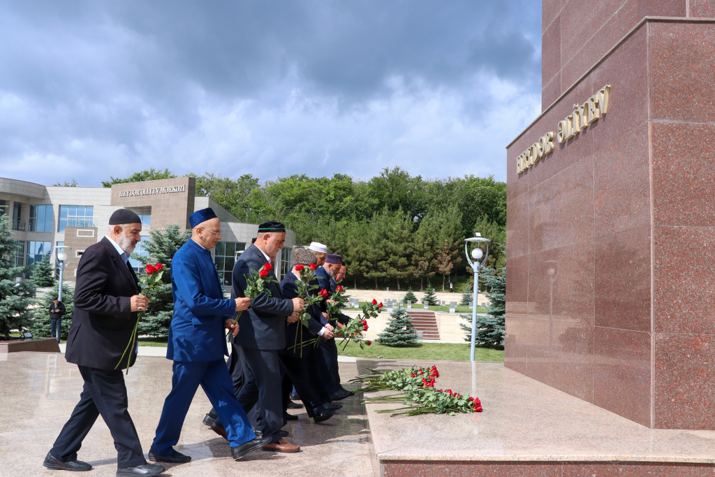 Qusarda “Dini maarifçilik işinin təşkili: ənənə və müasirliyin vəhdəti” mövzusunda regional konfrans keçirilib - Image 19