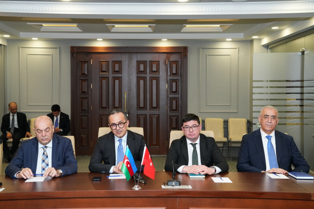 Komitə sədri ilə Türkiyənin Diyanət İşləri İdarəsinin sədri arasında görüş keçirilib - Image 3