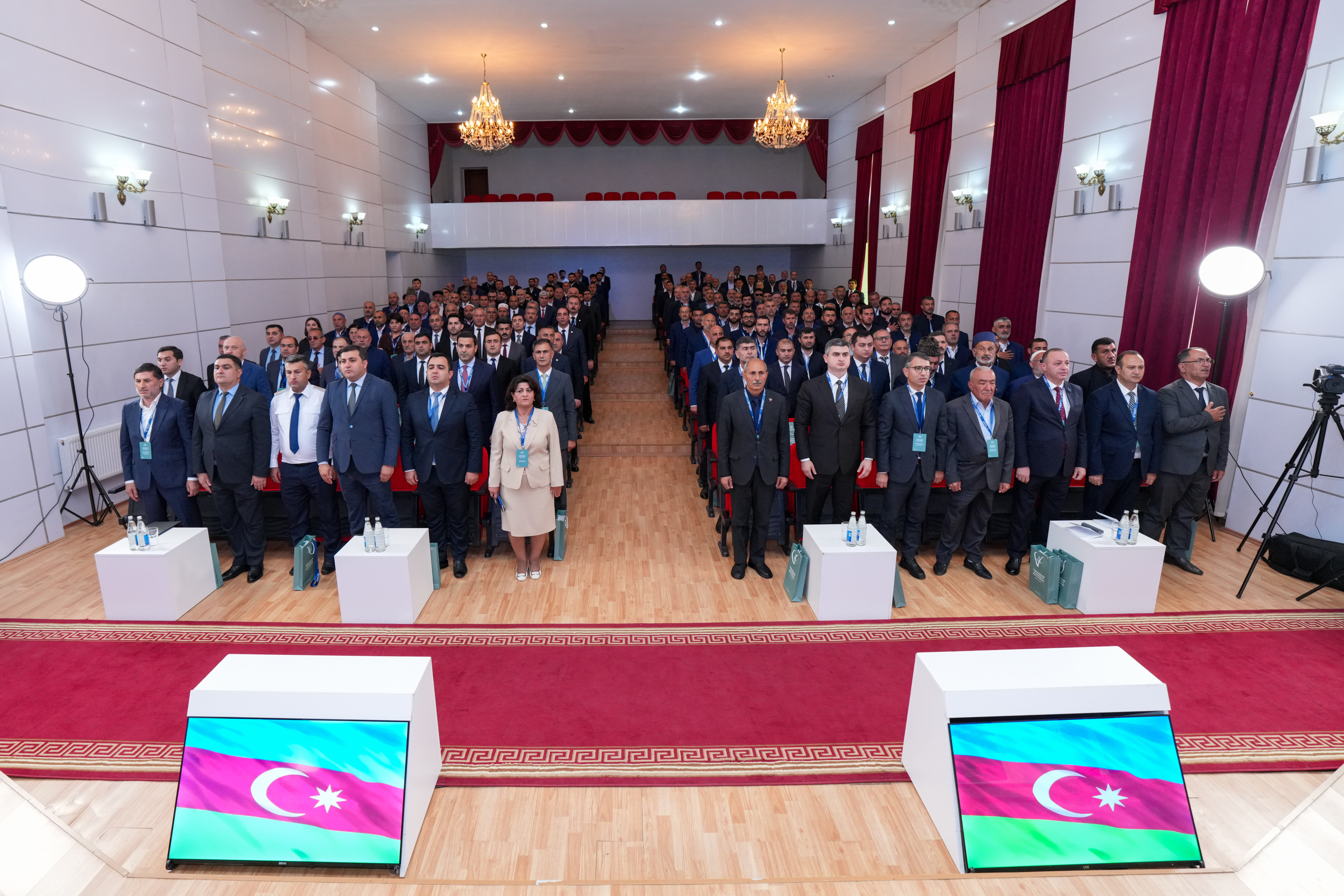 Lerikdə “Müasir dövrdə dini təhlükəsizlik və ideoloji təhdidlər” mövzusunda regional konfrans keçirilib - Image 7