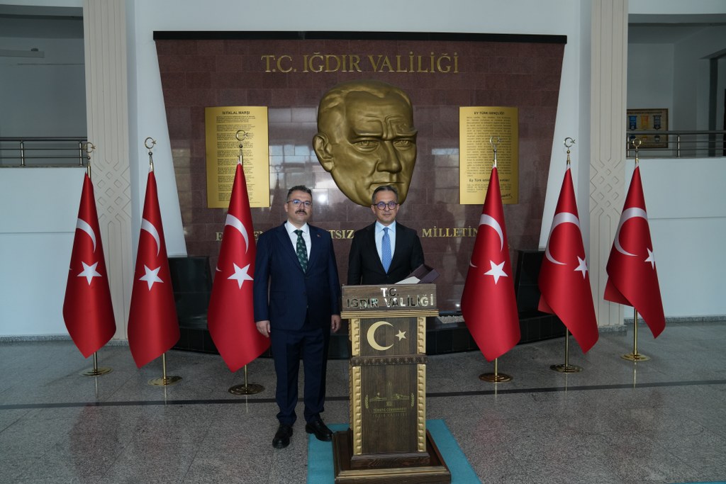 Dövlət Komitəsinin nümayəndə heyəti İğdır valisi ilə görüşüb - Image 6