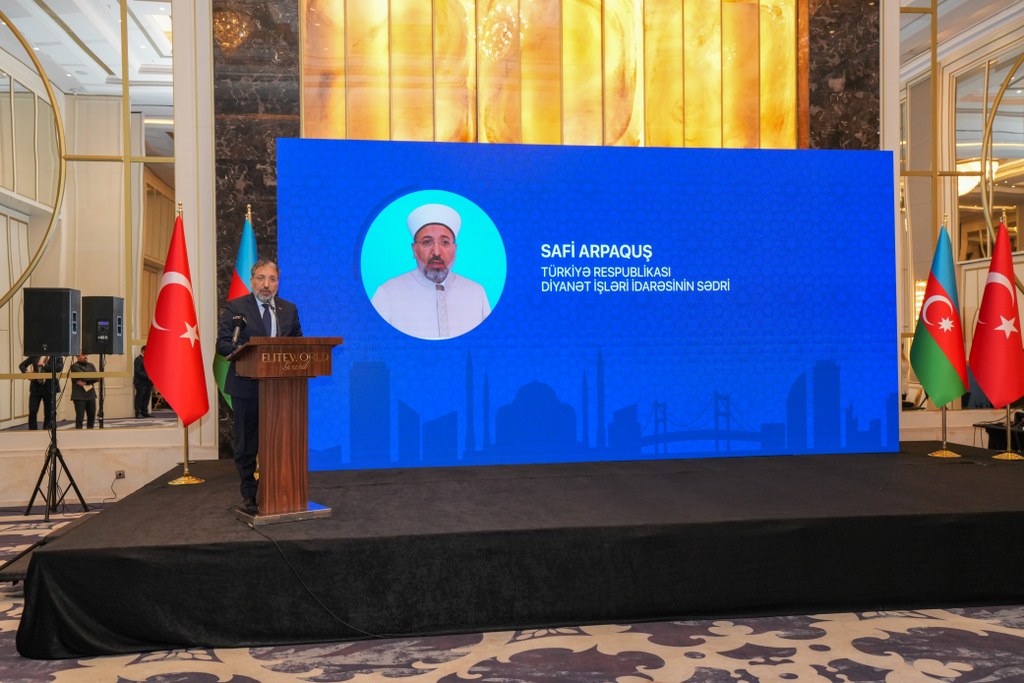 İstanbulda soydaşlarımız üçün Ramazan ayı münasibətilə iftar mərasimi təşkil edilib - Image 14