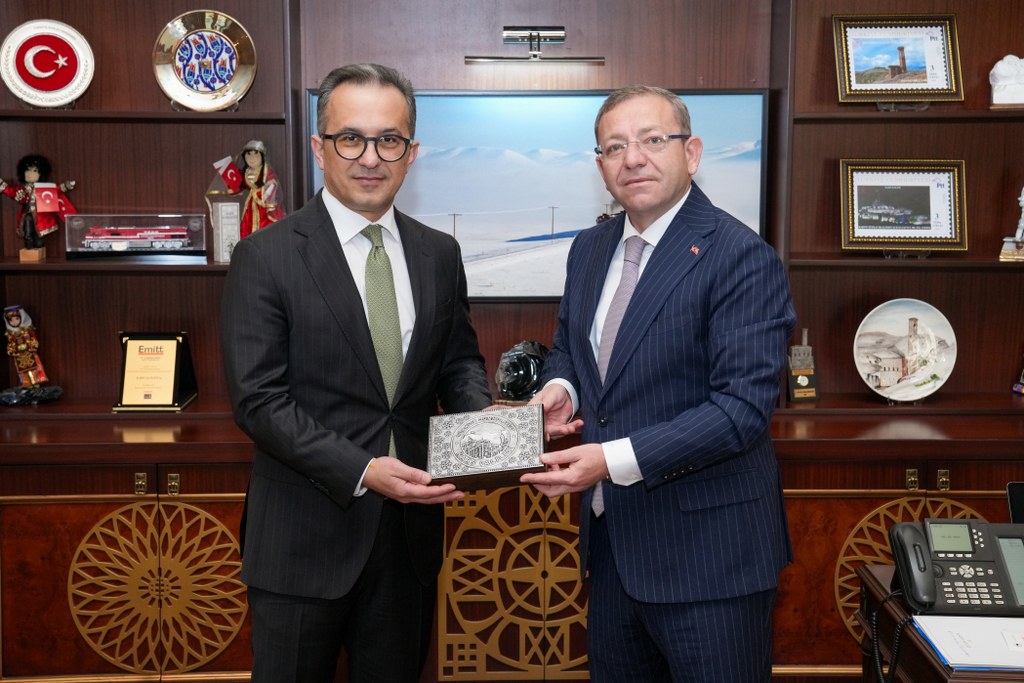 Azərbaycan nümayəndə heyəti Qars valiliyi və bələdiyyəsində görüşlər keçirib - Image 7