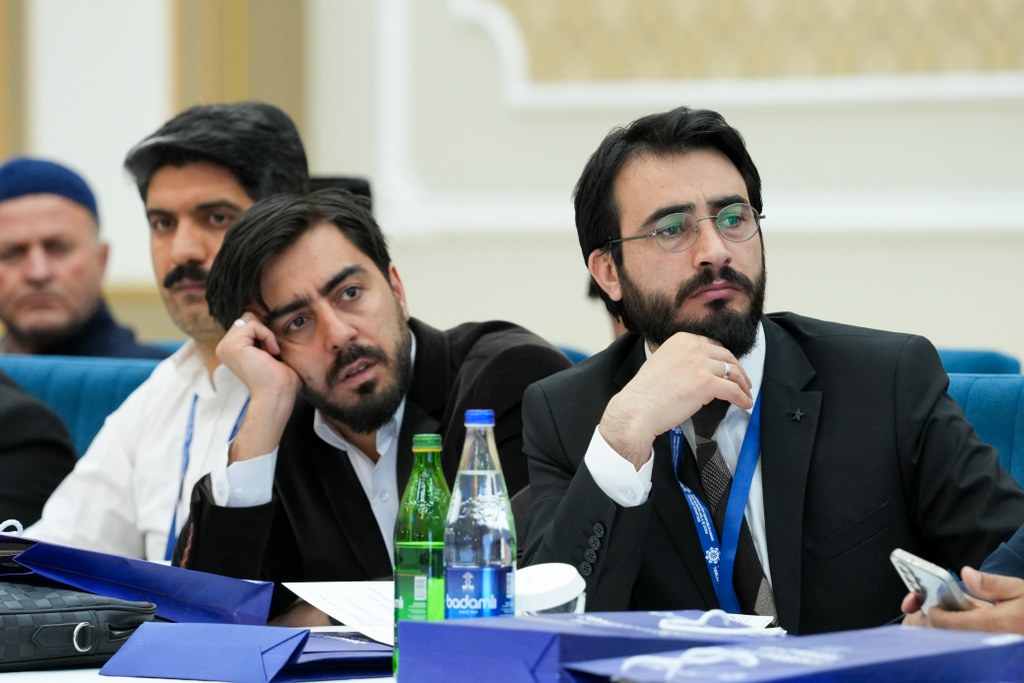 “Zəngəzur yolu: tarixin izi ilə” mövzusunda konfrans işini yekunlaşdırıb - Image 17