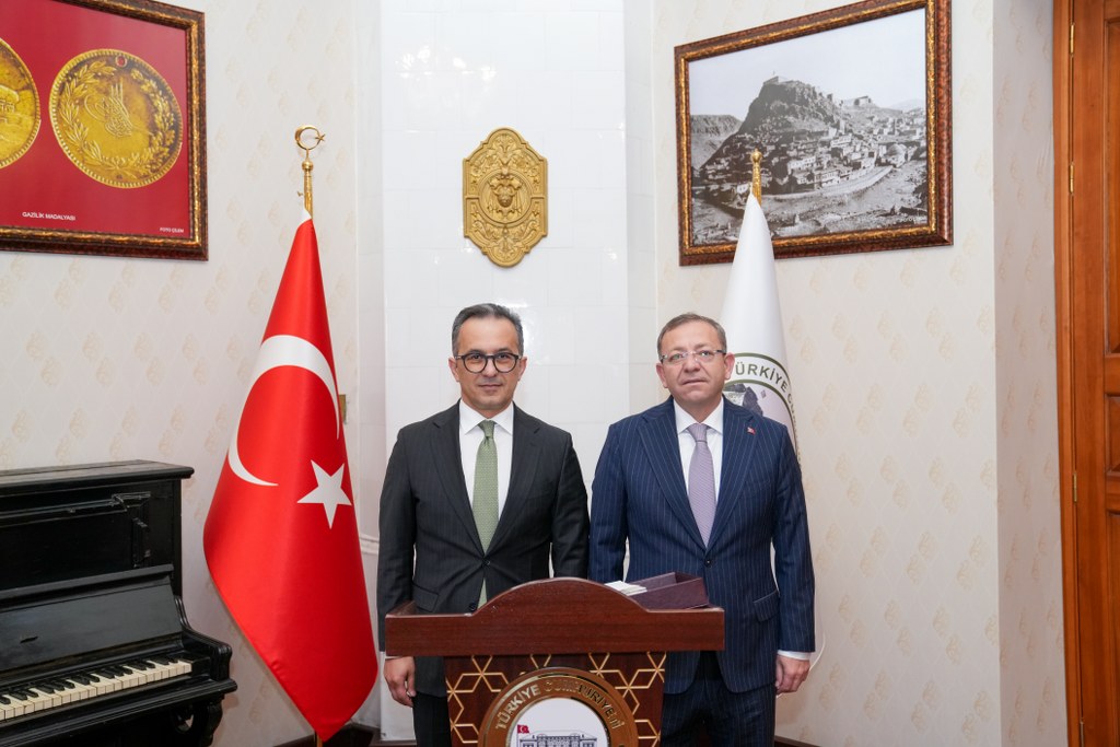 Azərbaycan nümayəndə heyəti Qars valiliyi və bələdiyyəsində görüşlər keçirib