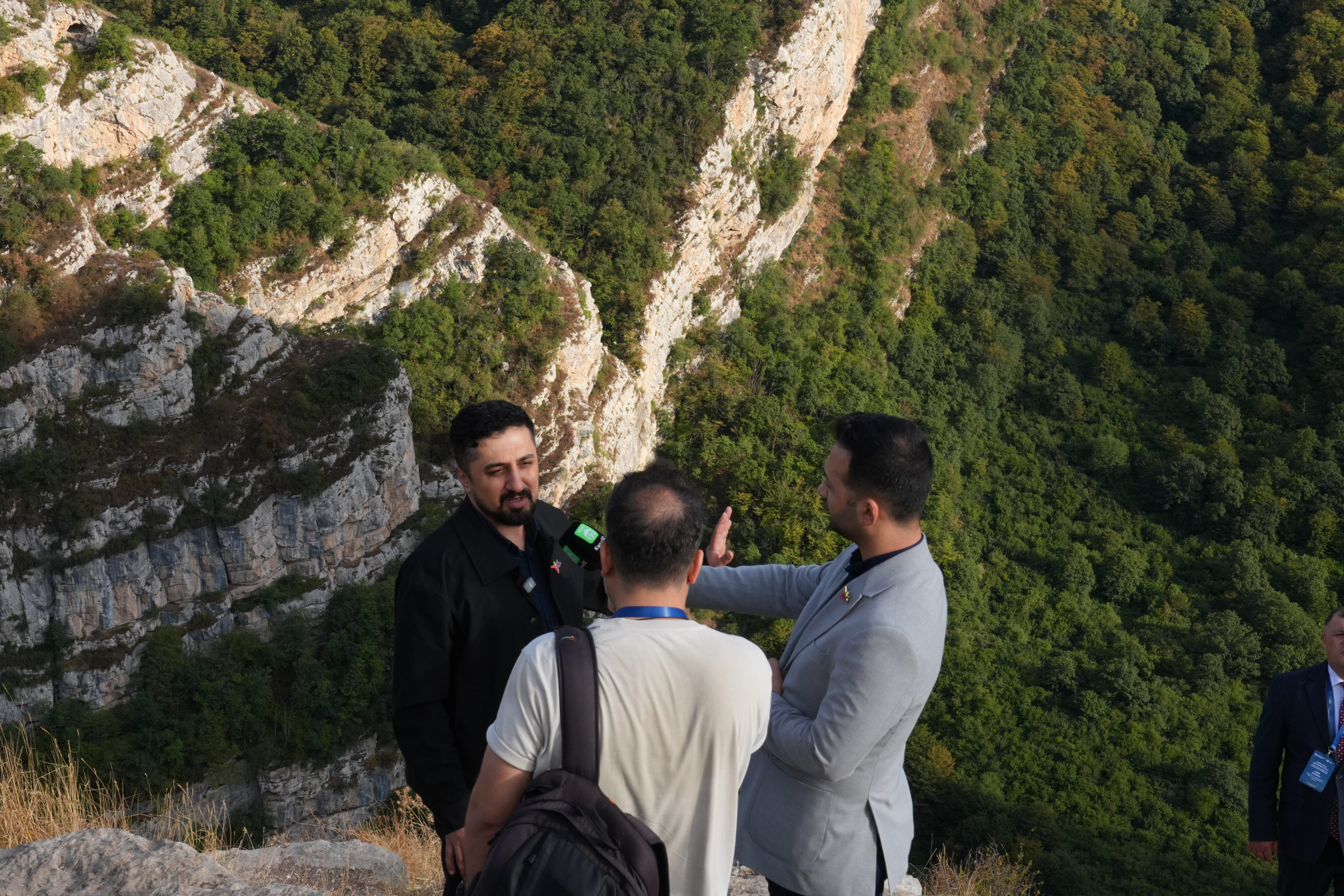 Türkiyə, Gürcüstan və İraqdan olan din xadimləri Şuşaya səfər ediblər - Image 2