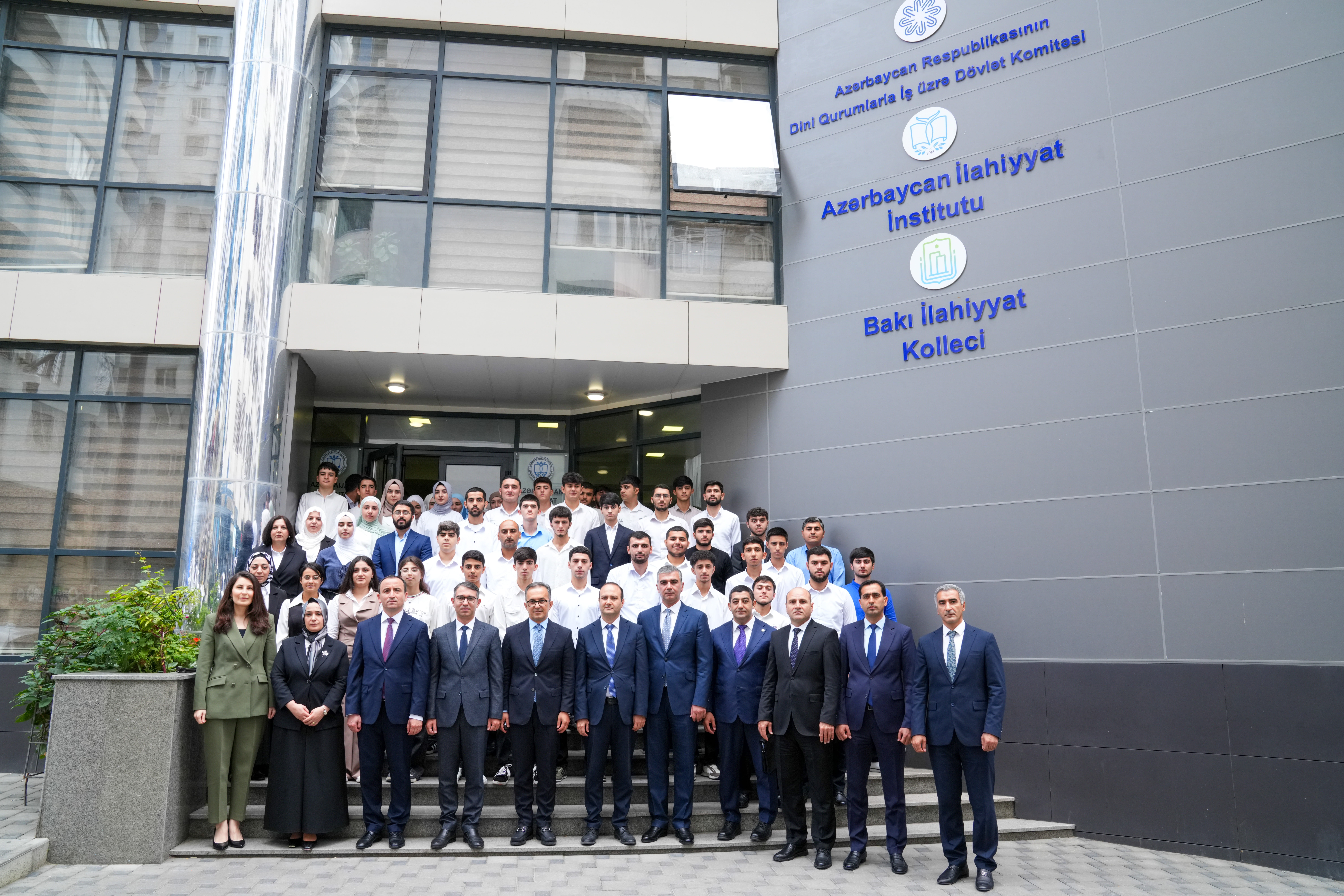Azərbaycan İlahiyyat İnstitutuna qəbul olmuş tələbələrlə görüş keçirilib