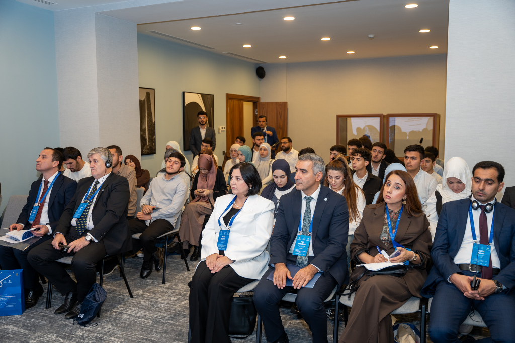 Beynəlxalq simpoziumun panel sessiyaları yekunlaşıb - Image 10