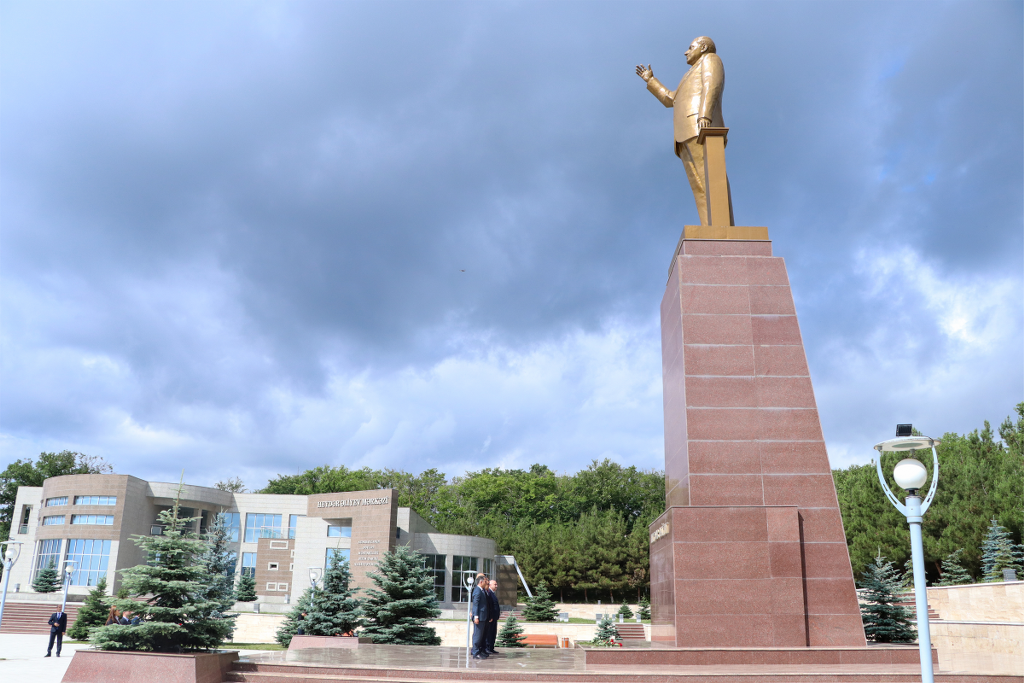 Qusarda “Dini maarifçilik işinin təşkili: ənənə və müasirliyin vəhdəti” mövzusunda regional konfrans keçirilib - Image 24