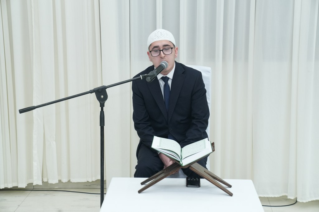 Dövlət Komitəsi Ramazan ayı ilə əlaqədar Gürcüstanın Rustavi şəhərində iftar mərasimi təşkil edib - Image 3