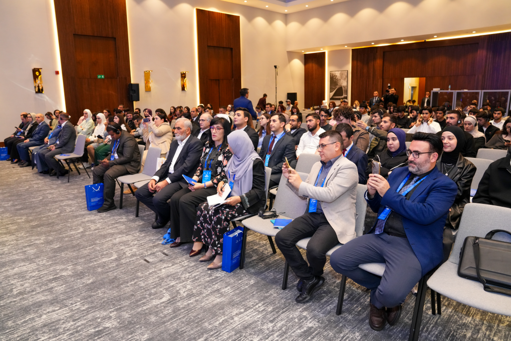 Beynəlxalq simpoziumun panel sessiyaları yekunlaşıb - Image 7