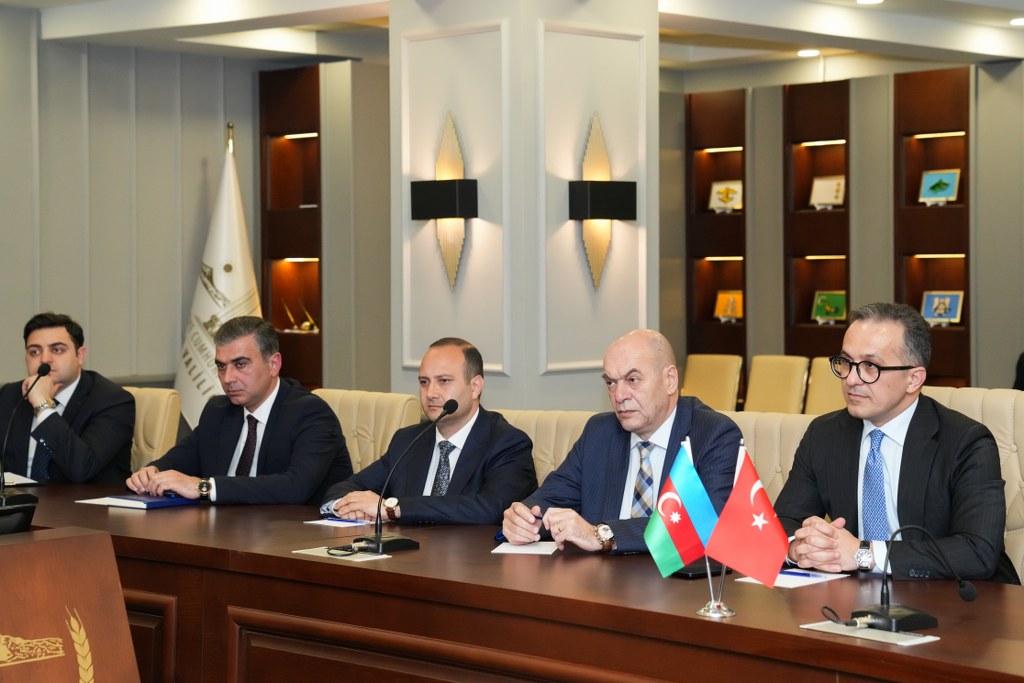 Komitə sədri ilə Türkiyənin Diyanət İşləri İdarəsinin sədri arasında görüş keçirilib - Image 2