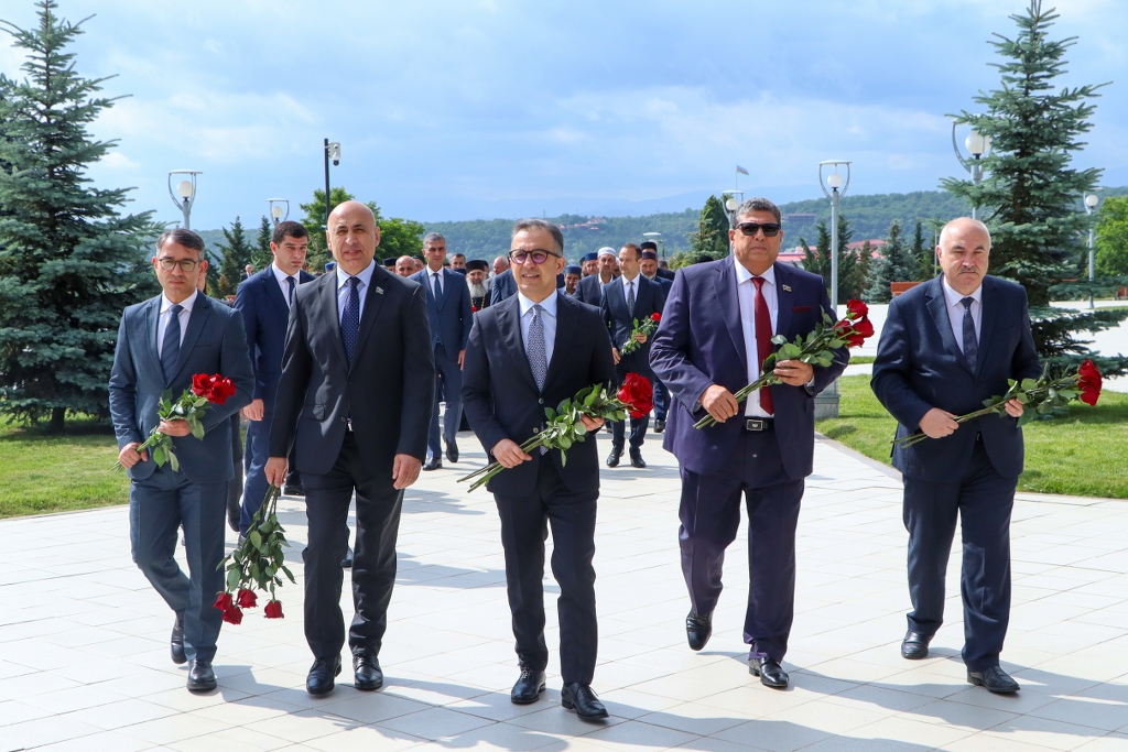 Qusarda “Dini maarifçilik işinin təşkili: ənənə və müasirliyin vəhdəti” mövzusunda regional konfrans keçirilib - Image 23