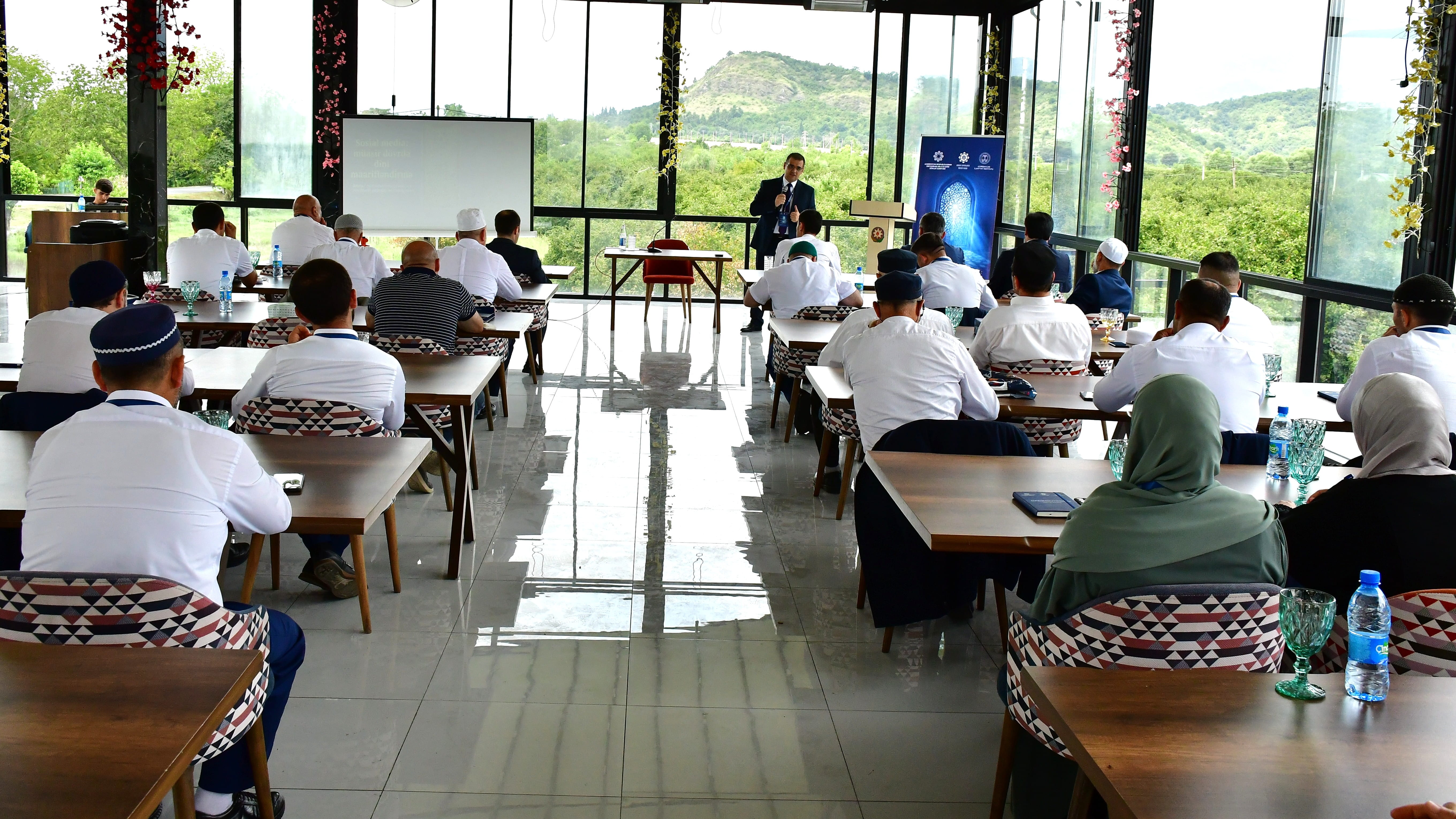 Zaqatalada “Peşəkar dini fəaliyyət: müasir çağırışlar kontekstində” mövzusunda seminar-treninq keçirilib - Image 12