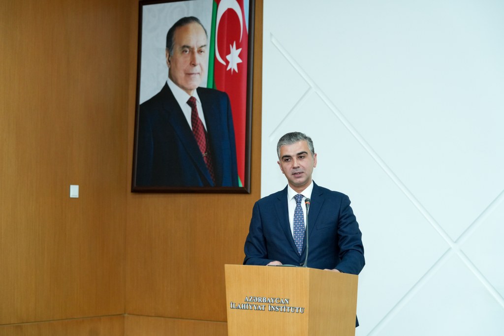“Seyid Yəhya Bakuvi” təqaüd proqramı üzrə müsabiqə qaliblərinin mükafatlandırılması mərasimi keçirilib - Image 10