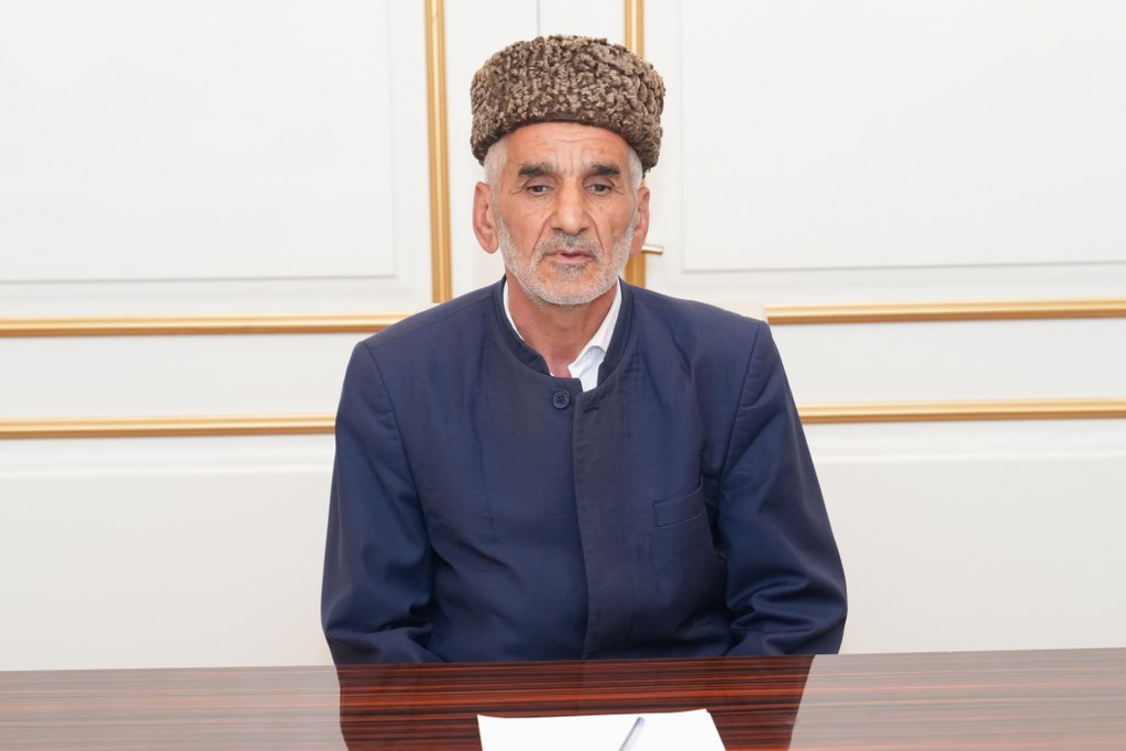 Dövlət Komitəsinin sədri Qazaxda vətəndaşların müraciətlərini dinləyib - Image 6