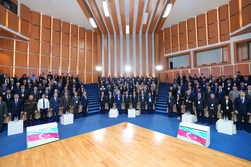 Şəkidə “Heydər Əliyev irsində Azərbaycançılıq və milli-mənəvi dəyərlər” mövzusunda regional konfrans keçirilib - Image 5