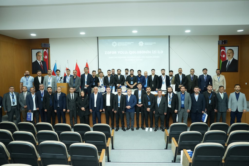Azərbaycan İlahiyyat İnstitutunda din xadimlərindən ibarət nümayəndə heyəti ilə görüş keçirilib
