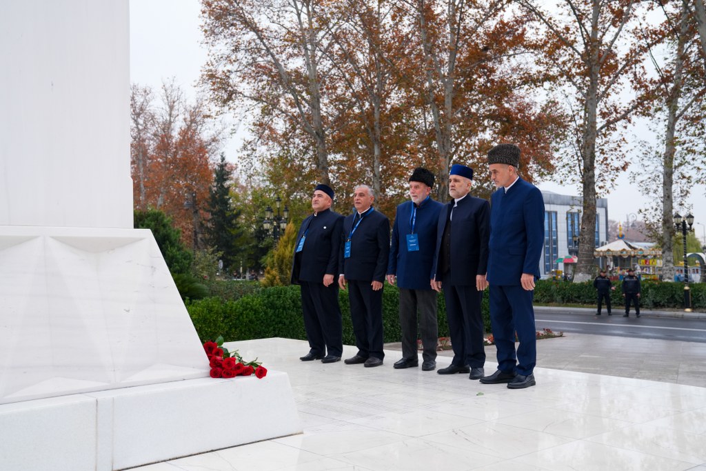 Göyçayda “Milli-mənəvi kimlik və müasir çağırışlar” mövzusunda regional konfrans keçirilib - Image 5