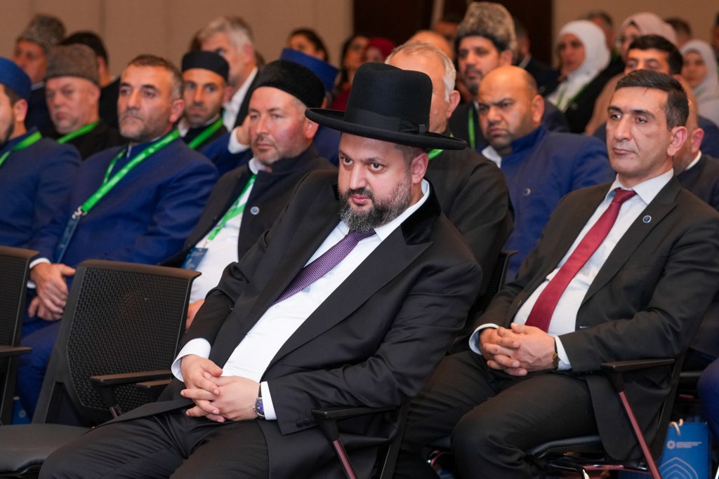 Azərbaycan Din Xadimlərinin II Forumu işini yekunlaşdırıb - Image 4