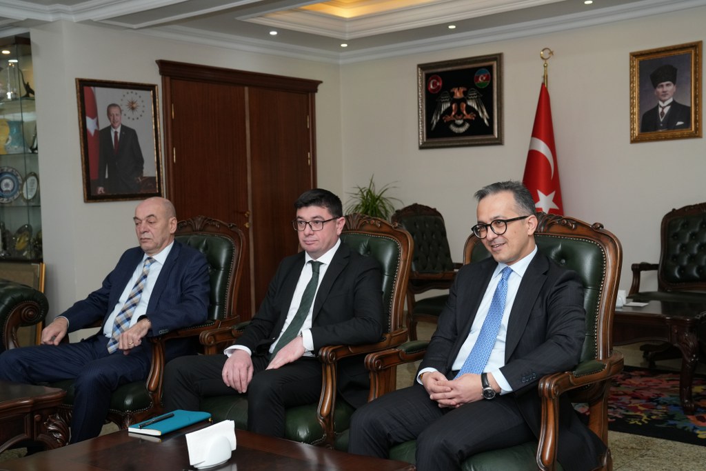 Dövlət Komitəsinin nümayəndə heyəti İğdır valisi ilə görüşüb - Image 4