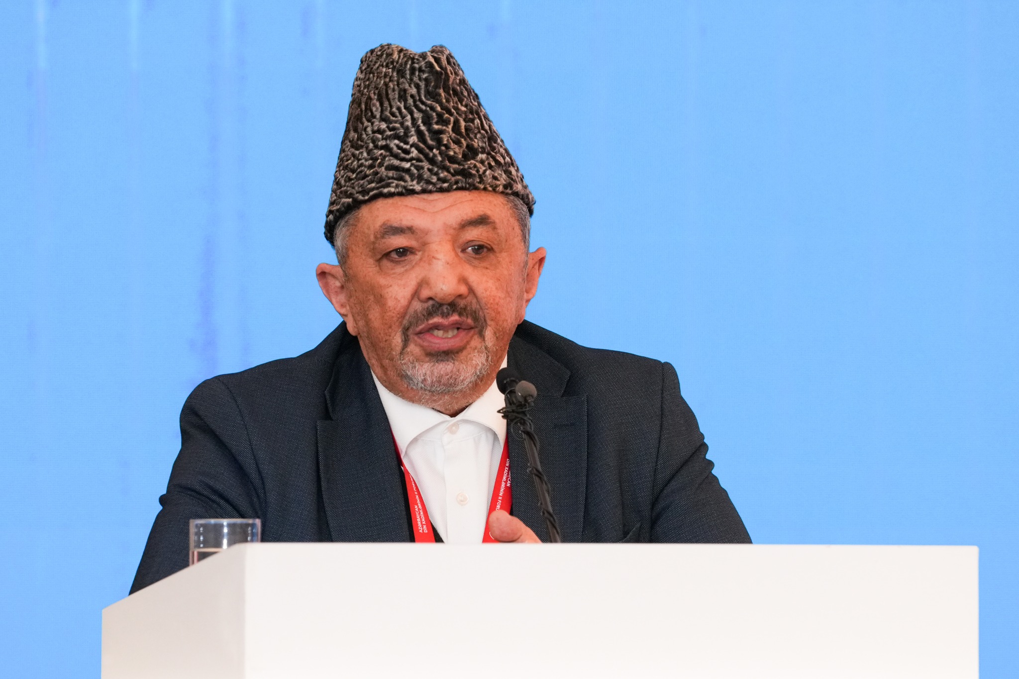 Bakıda “Azərbaycanda dövlət-din münasibətlərinin konstitusion prinsipləri: dünyəvilik və vicdan azadlığı” mövzusunda Azərbaycan Din Xadimlərinin II Forumu - Image 18